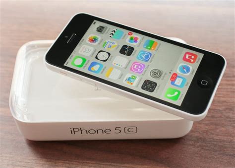 iphone 5c 16gb|Apple iPhone 5C review: The colorful, very capable low.